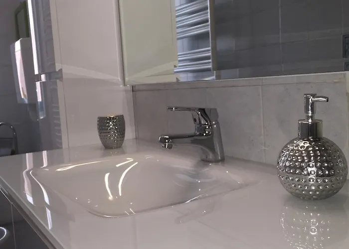 Apartament Grazioso Trilocale Centro/stazione Brescia