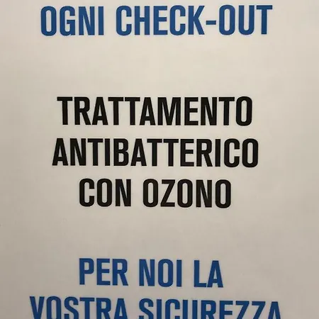Grazioso Trilocale Centro/stazione Апартаменты