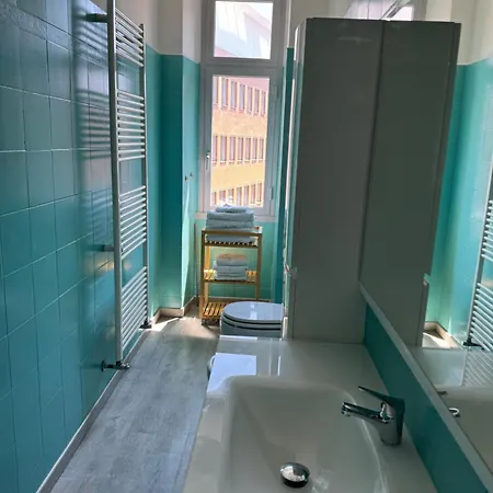 Apartment Grazioso Trilocale Centro/stazione